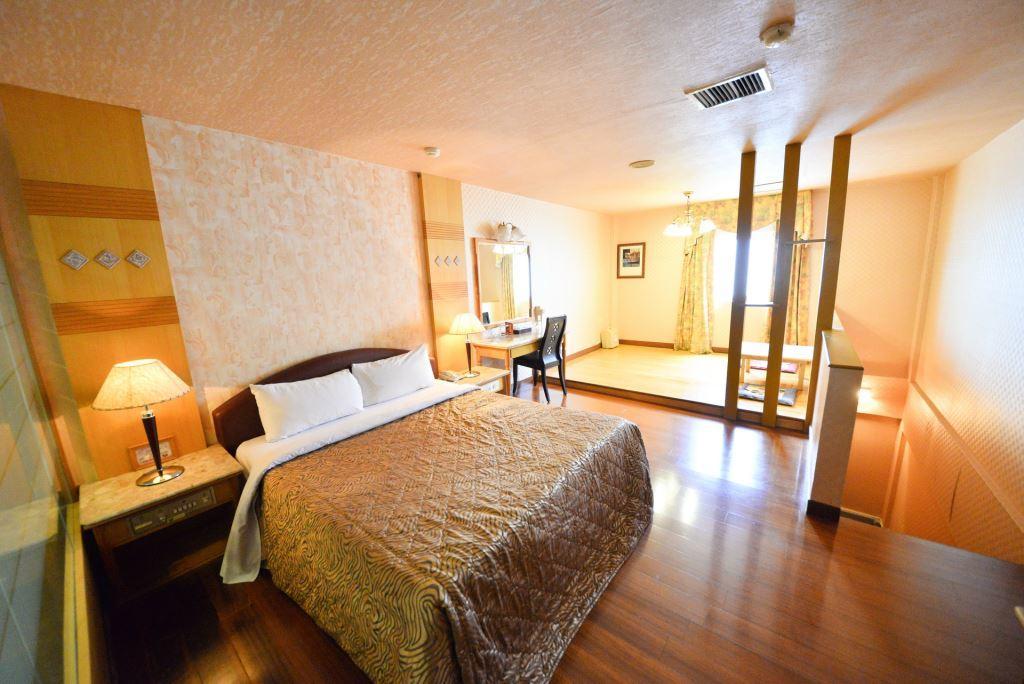 Paiwei Motel Tainan Exterior foto